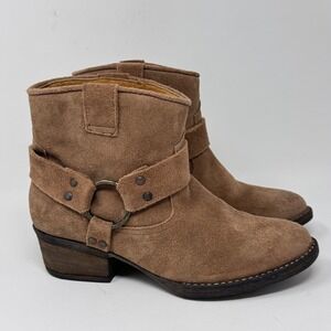 Diego di Lucca "D-Shorty" Western suede ankle boots in tan, women's size 6
